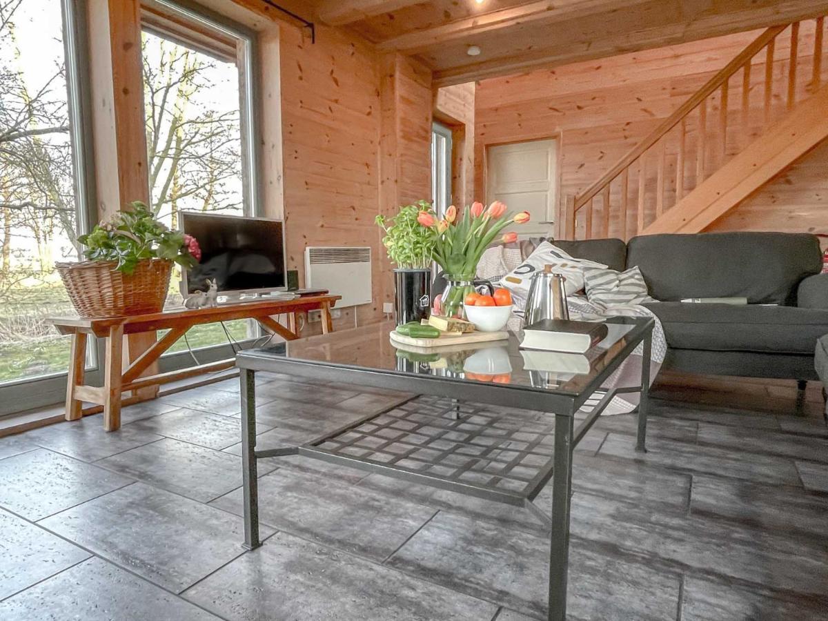 Traumhaff Kuestenchalets - Einzigartige Chalets An Der Ostsee. Ganz Aus Laerchenholz Mit Kamin Und Sauna Vogelsang-Warsin Eksteriør billede