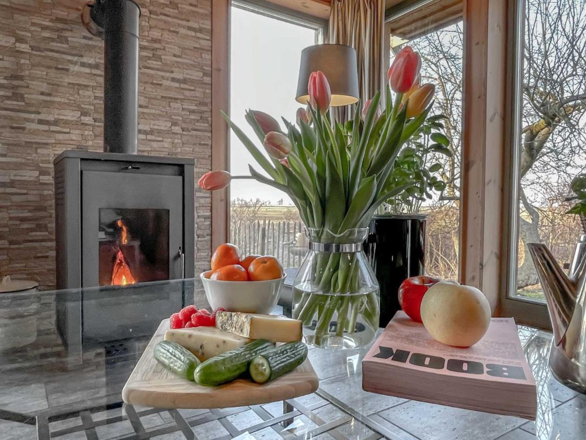 Traumhaff Kuestenchalets - Einzigartige Chalets An Der Ostsee. Ganz Aus Laerchenholz Mit Kamin Und Sauna Vogelsang-Warsin Eksteriør billede