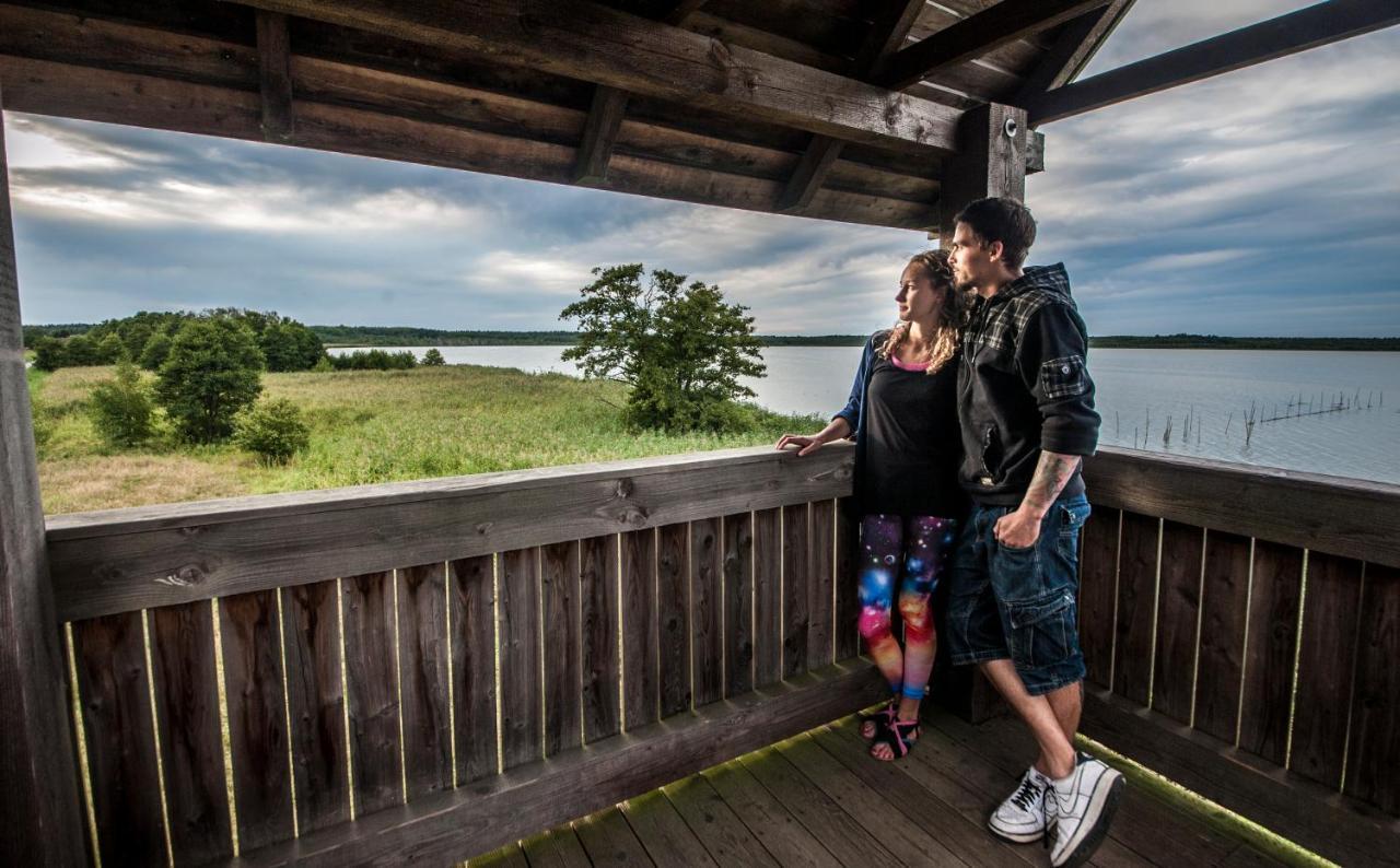 Traumhaff Kuestenchalets - Einzigartige Chalets An Der Ostsee. Ganz Aus Laerchenholz Mit Kamin Und Sauna Vogelsang-Warsin Eksteriør billede